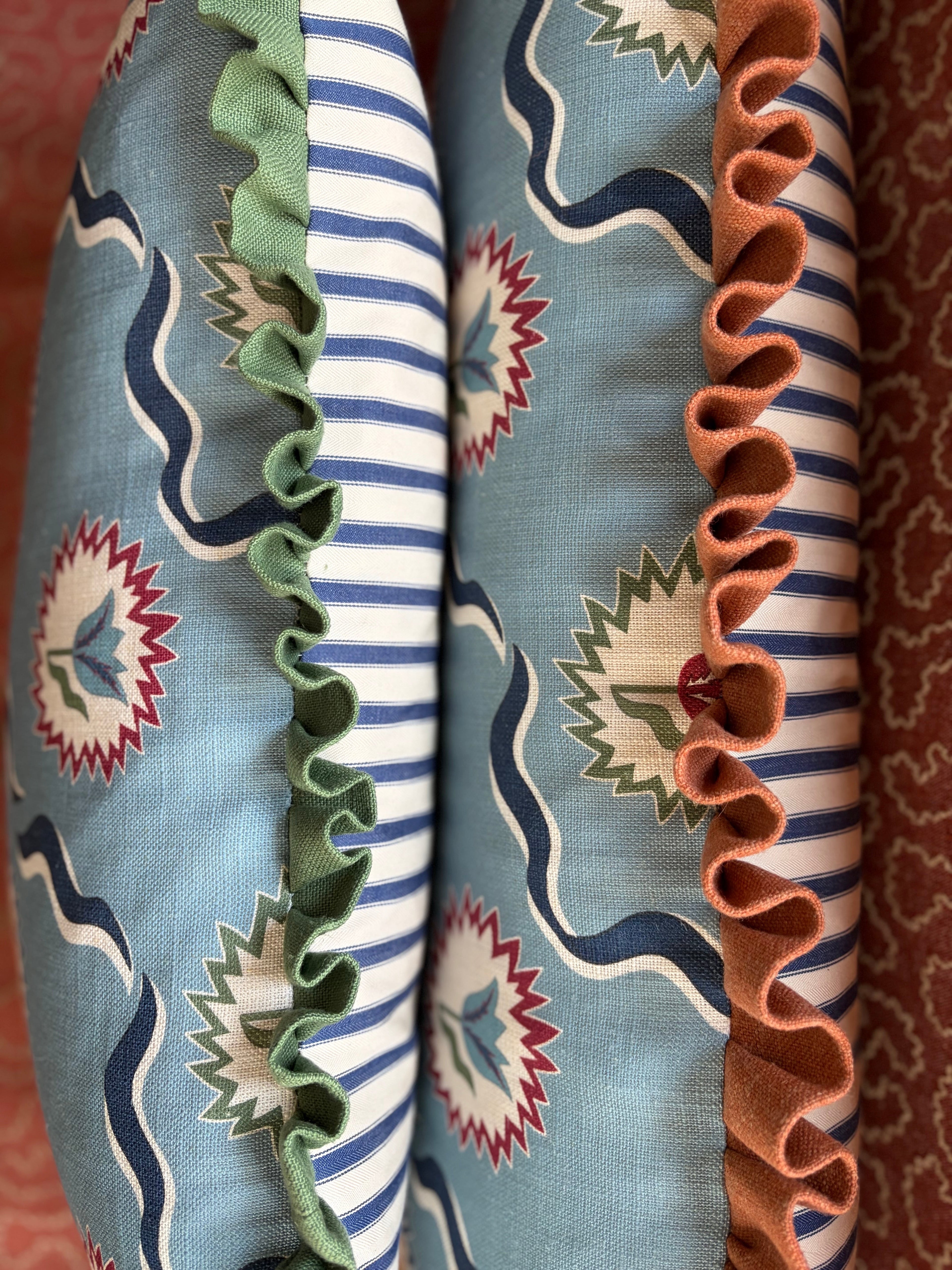 Ottoline - Tulips of Belgravia - Blue